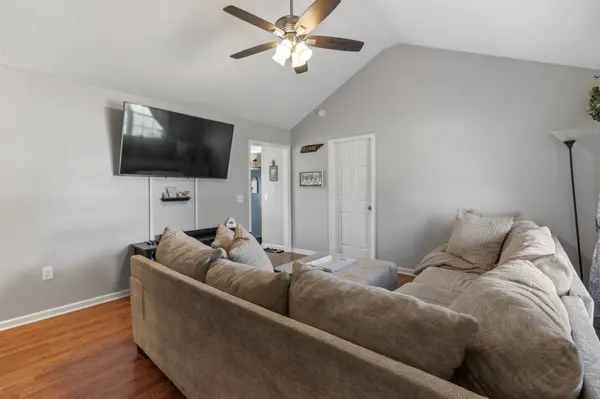 722 Eaglesham Dr, Christiana, TN 37037