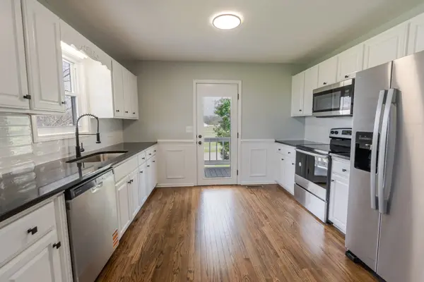 257 Greenfield Ln, Castalian Springs, TN 37031