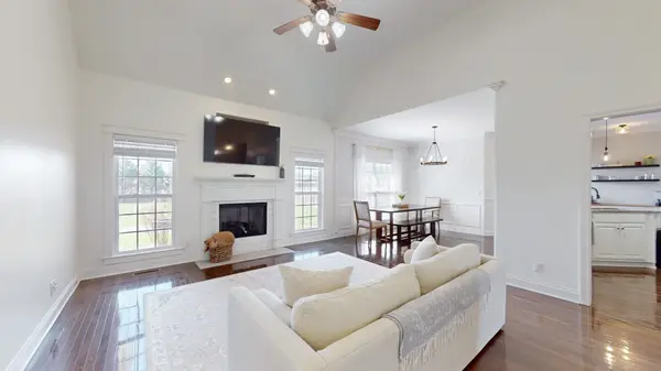 864 Bradshaw Rd, Lebanon, TN 37087