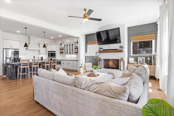 555 Snap Dragon Ln, Hendersonville, TN 37075
