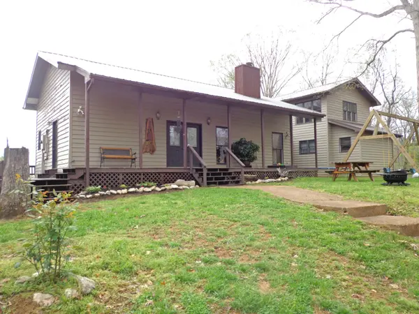 1398 Gilmer Bridge Rd, Lobelville, TN 37097
