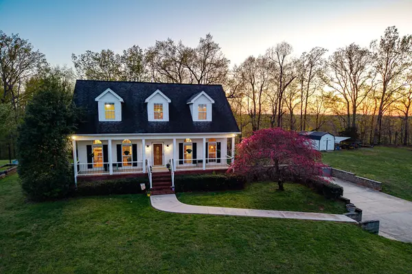 955 Snow Hill Rd, Dowelltown, TN 37059