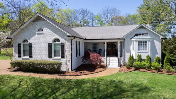 1729 Coachmans Ct, Brentwood, TN 37027
