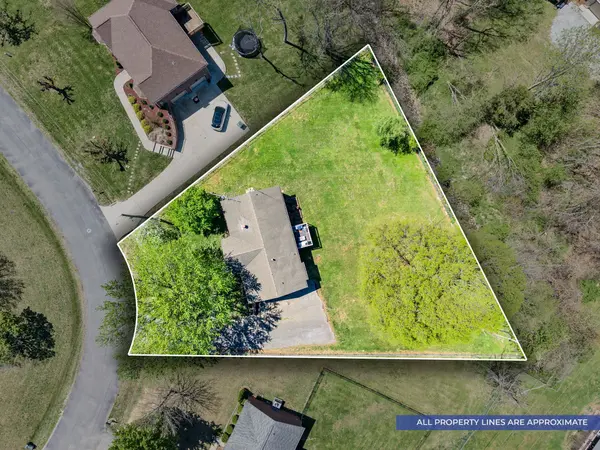 3405 Curtiswood Ln #E, Springfield, TN 37172