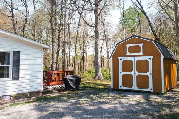 1005 Chris Dr, Portland, TN 37148
