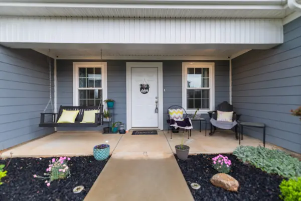215 Mimosa Dr, Decherd, TN 37324