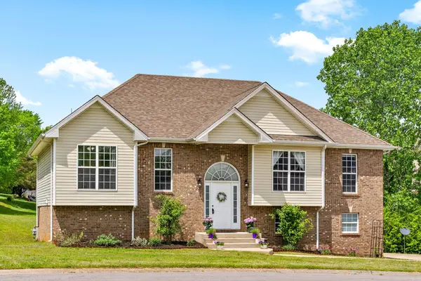 137 Coniston Dr, Clarksville, TN 37040