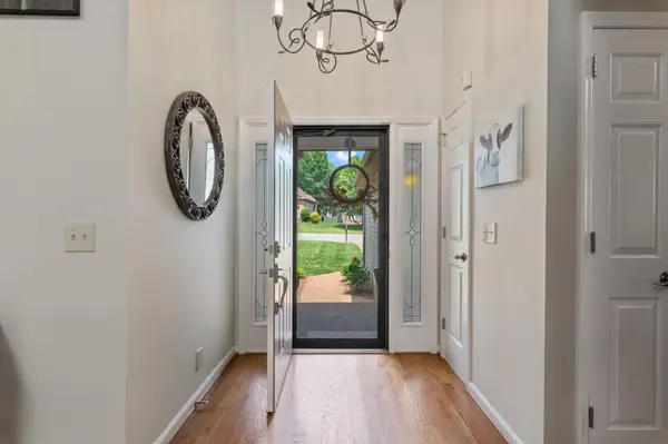 6141 Bradford Hills Dr, Nashville, TN 37211