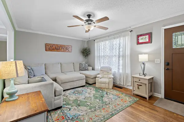 365 Janette Ave, Goodlettsville, TN 37072