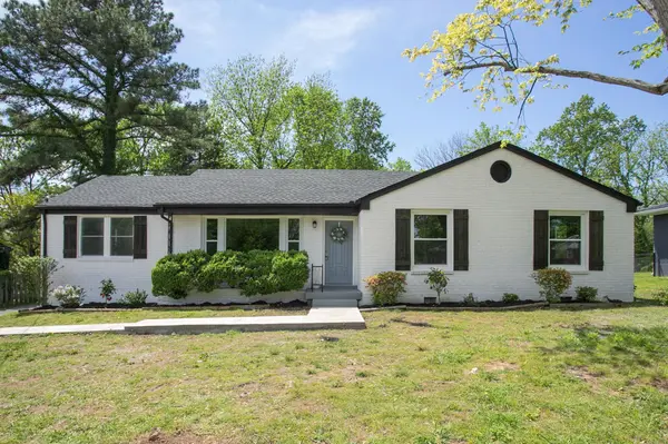 826 Colfax Dr, Nashville, TN 37214