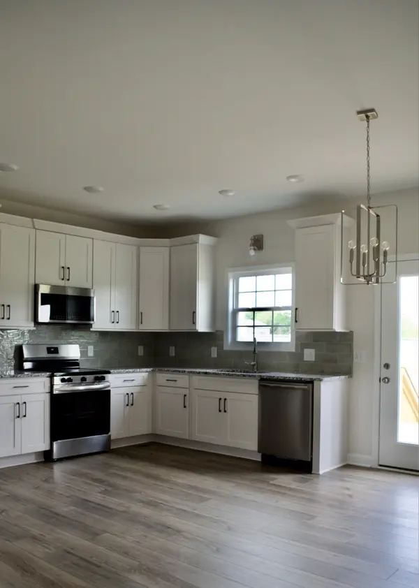 723 Mount Vernon Rd, Bethpage, TN 37022