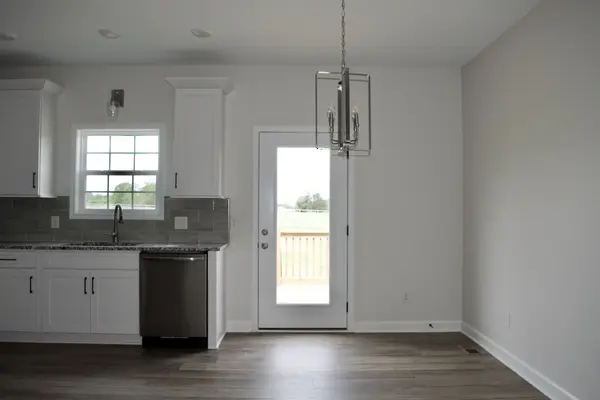 723 Mount Vernon Rd, Bethpage, TN 37022