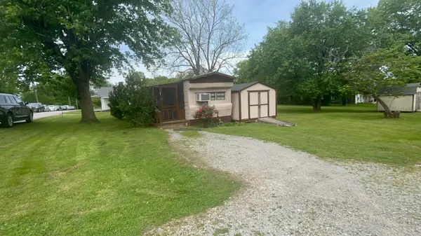 112 Center St, Old Hickory, TN 37138