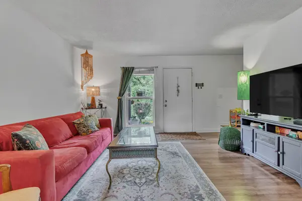 500 Paragon Mills Rd #D4, Nashville, TN 37211