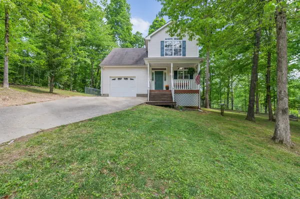 1005 Lauren Circle, Burns, TN 37029