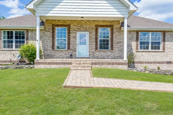 10410 Canoe Branch Rd, Castalian Springs, TN 37031