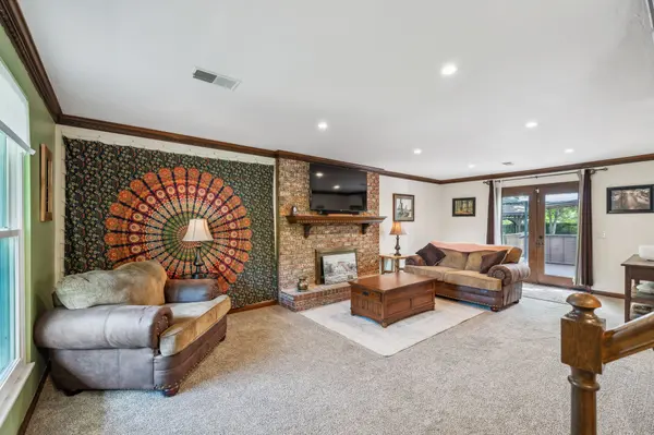 3526 Wood Bridge Dr, Nashville, TN 37217