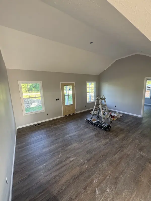 2705 Pleasant Grove Rd, Westmoreland, TN 37186