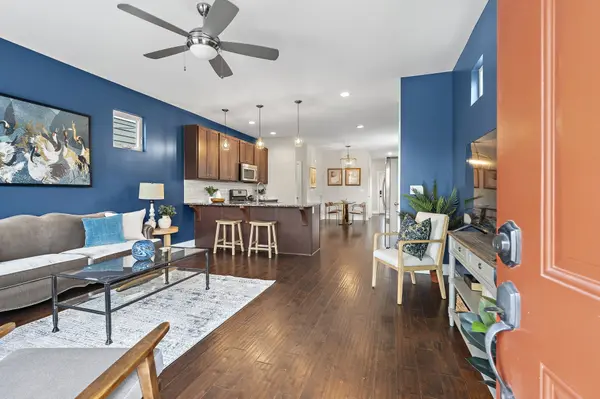 1727B 3rd Ave #N, Nashville, TN 37208