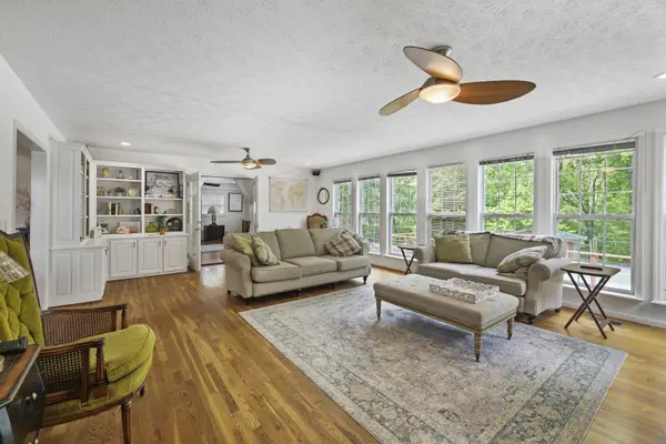 672 Old Snow Hill Rd, Dowelltown, TN 37059