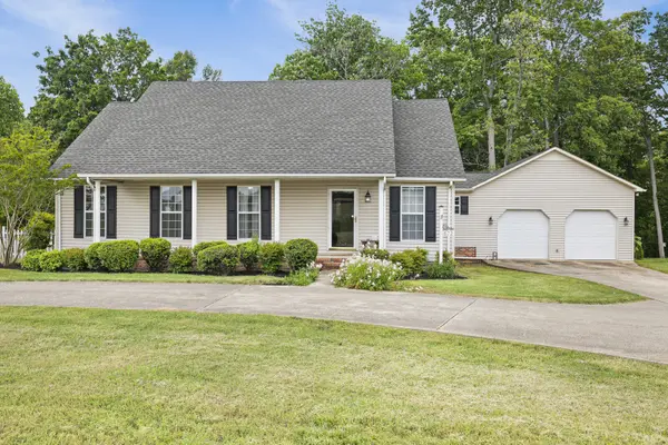 672 Old Snow Hill Rd, Dowelltown, TN 37059