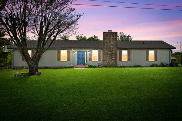 558 Bumpus Rd, Cunningham, TN 37052