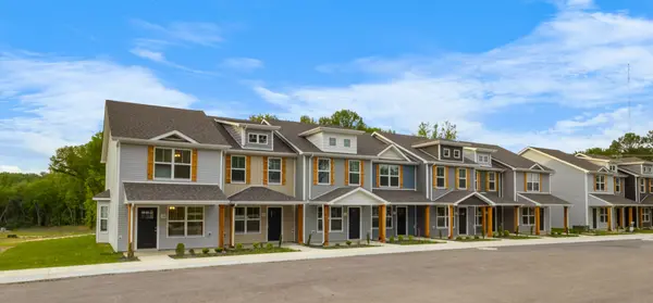 116 Quarry Point Dr, Clarksville, TN 37043