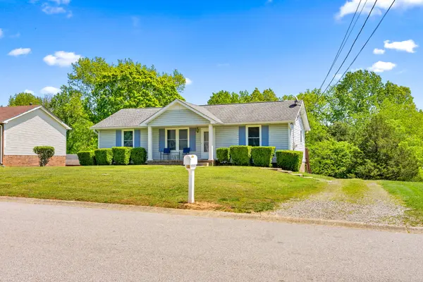 757 Acorn Dr, Clarksville, TN 37043