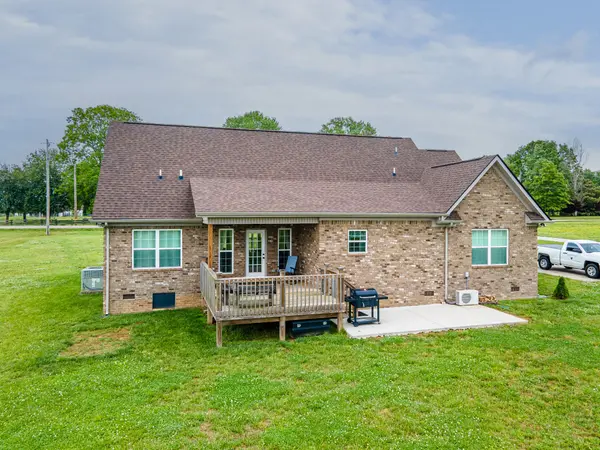 973 S Cross Bridges Rd, Mount Pleasant, TN 38474