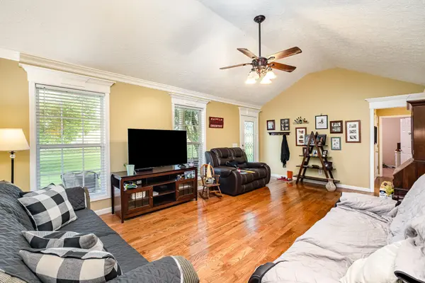 753 Rock Springs Rd, Castalian Springs, TN 37031