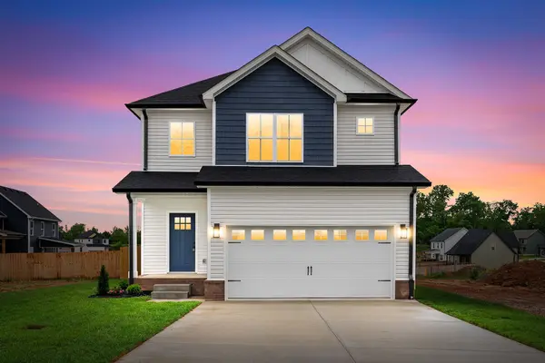 214 Wesson Dr, Clarksville, TN 37043