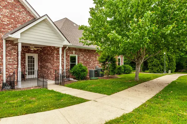 100 Shore Dr, White House, TN 37188