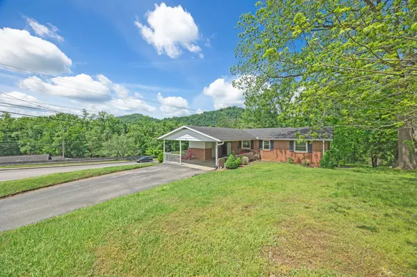 103 Walnut Dr, Carthage, TN 37030