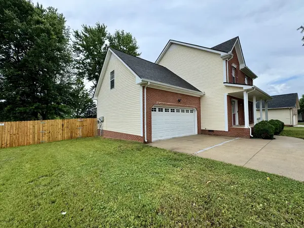 1184 Connemara Way, Clarksville, TN 37040