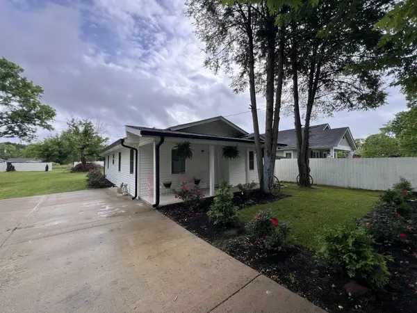513 E Main St, Waverly, TN 37185