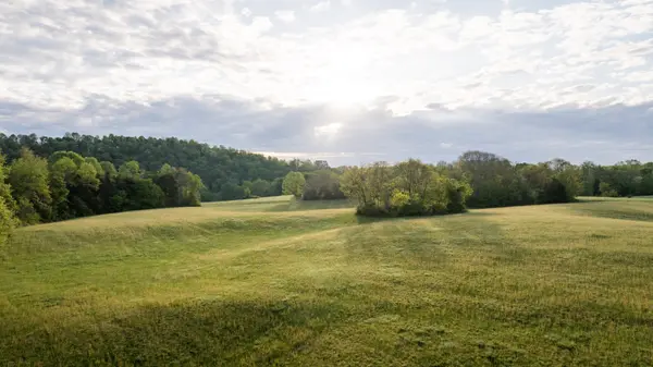 500 Bishop Ln, Center, KY 42214