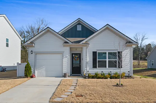 525 Hutton Dr, Columbia, TN 38401