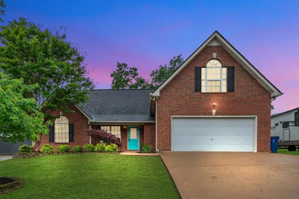 2305 Discovery Ct, La Vergne, TN 37086