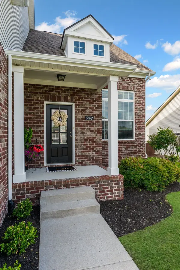 5902 Covent Ln, Smyrna, TN 37167