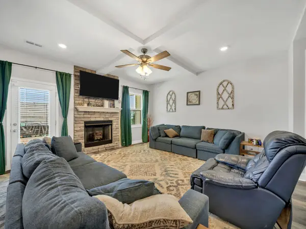 829 Winslow St, Clarksville, TN 37042