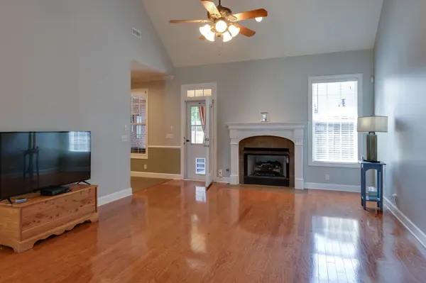 3024 Brookside Path, Murfreesboro, TN 37128
