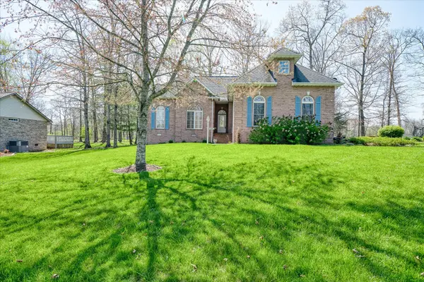 1475 E Deer Creek Dr #E,  Crossville,  TN 38571