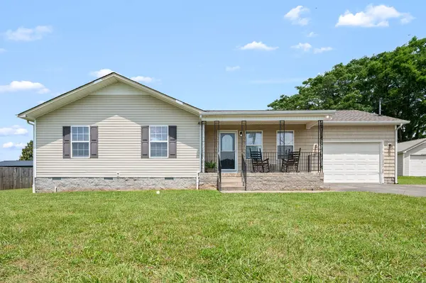 380 Strawberry Dr, Winchester, TN 37398