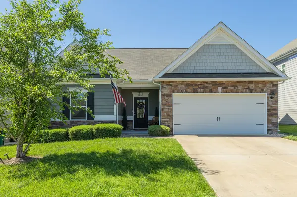 979 Carnation Dr, Spring Hill, TN 37174