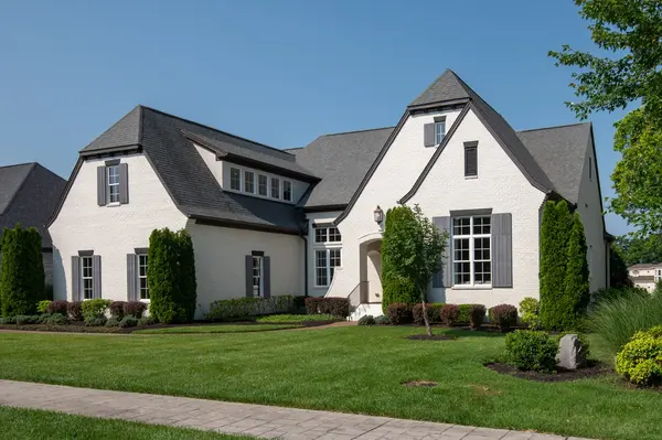 1198 Potter Ln, Gallatin, TN 37066
