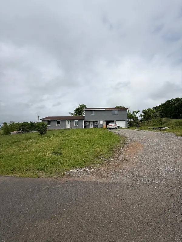 41 Park Dr, Beechmont, KY 42323