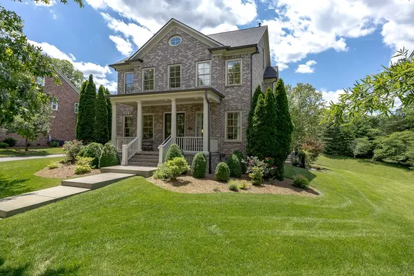 1012 Berkley Dr, Brentwood, TN 37027