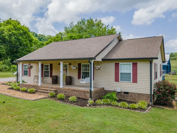530 Maplewood Dr, Cornersville, TN 37047