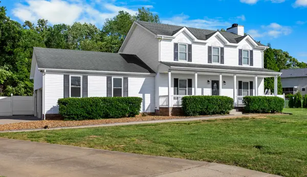 2746 Field Ct, Woodlawn, TN 37191