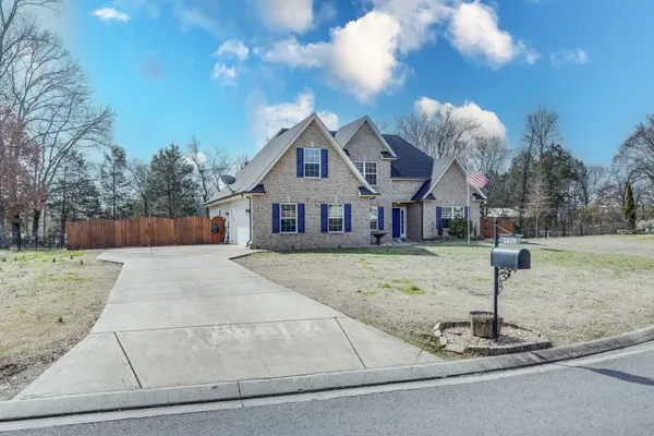 1409 Round Rock Dr, Murfreesboro, TN 37128